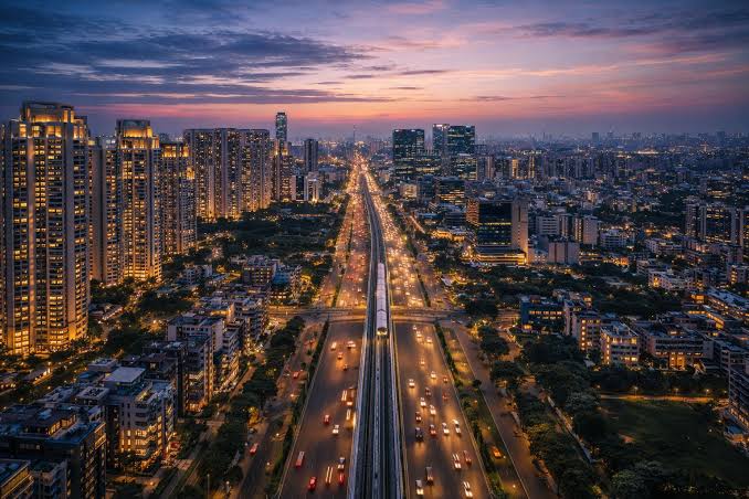 The Ultimate Guide to Buying 4 BHK Independent Luxury Floors on Golf Course Extension Road